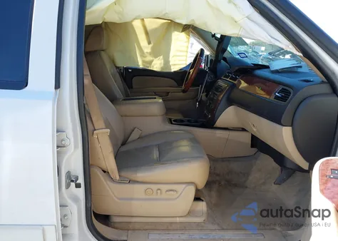 2007 Chevrolet Suburban 1500 Ltz from USA, damaged, VIN 3GNFC16007G115242